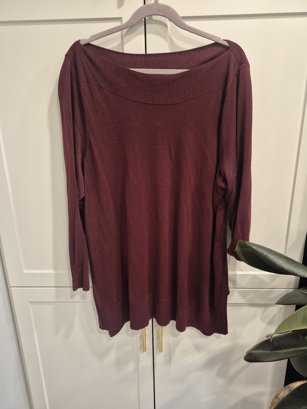 Women’s Boat Neck Tunic Sweater - Burgundy
